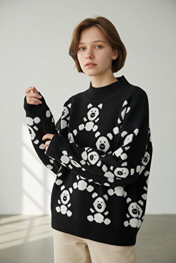 NEWCO Teddy Bear-Themed Half-High-Neck Patterned Knit Sweater - Comfortable Modern Fit