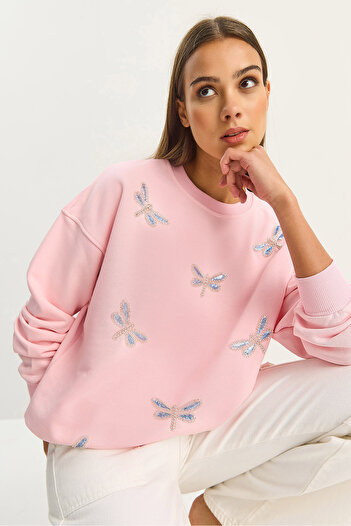 Bianco Lucci Women's Crew Neck Butterfly Stone Embroidered Relaxed Sweatshirt 1558 60283660