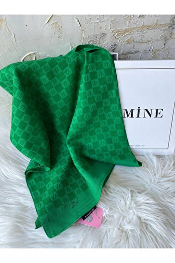 Armine Trend Ultra Light A Logo Shawl