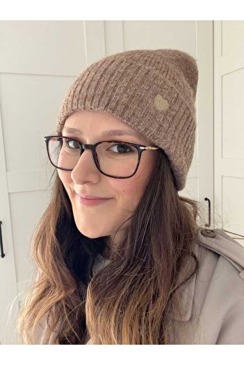 CHARMLUCKY Heart Beanie