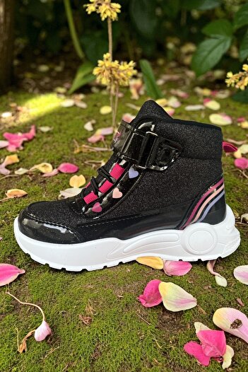 ALTUNTAŞ Girl's Winter Lighted Velcro Anatomical Sole Comfortable Boots Black Fuchsia