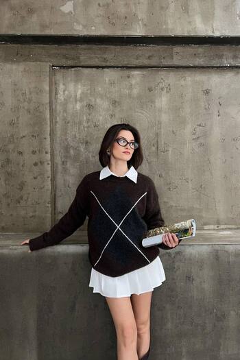 Stil Sepeti Women's Brown Crew Neck Diamond Pattern Knit Sweater Tl-10002484