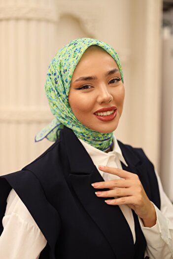 Silk Home 73030-77 Model Soft Scarf