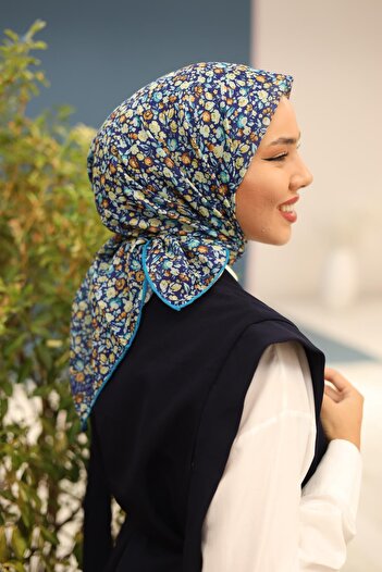 Silk Home 73030-62 Model Soft Scarf