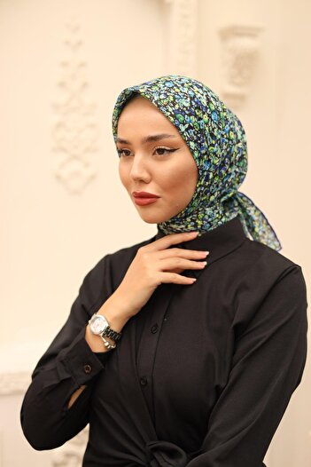 Silk Home 73030-35 Model Soft Scarf
