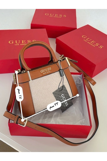 WD Shoulder bag with accessories