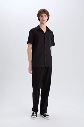DeFacto 100% Cotton Slim Fit Slim-Fit Basic Plain Short Sleeve Shirt E0847Ax25Sm