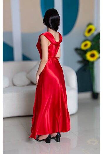 Munira Nightgown