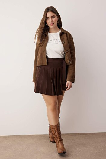 Trendyol Curve Brown Pleated Belted Woven Plus Size Shorts Skirt Tbbaw26Az00015