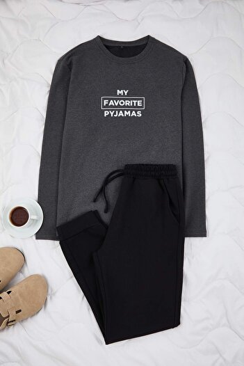 Trendyol Collection Σετ πιτζάμες Ανθρακί Regular Slogan Homewear TMNAW22PT0759