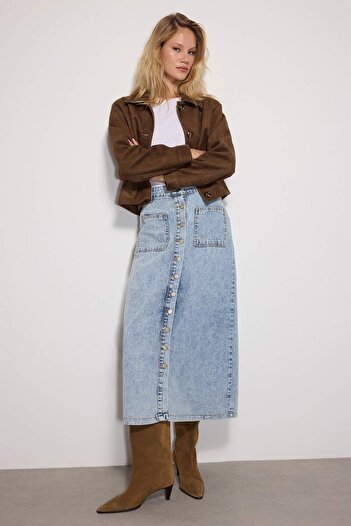 Trendyol Collection Ψηλόμεση διπλή τσέπη ανοιχτό μπλε Maxi τζιν φούστα - TCTSS23EE00002