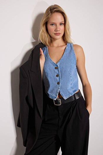 Trendyol Collection Синій приталений джинсовий жилет з V-подібним вирізом TWOSS23YE00036
