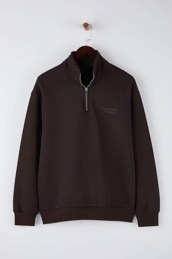 Trendyol Collection Καφέ Νέο Φούτερ με Κέντημα με Χαρακτήρες Oversize/Φαρδιά Κοπή TMNAW26SW00008