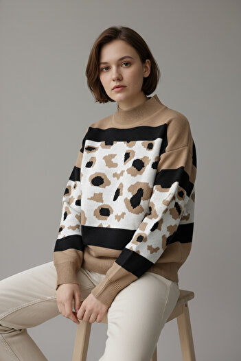 NEWCO Half-High Neck Patterned Knit Sweater with a Comfortable Fit.