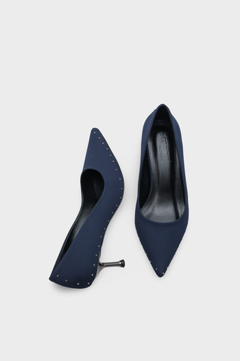 Capone Outfitters Anny Sivri Burunlu Metal Aksesuarlı Metal Topuklu Stiletto