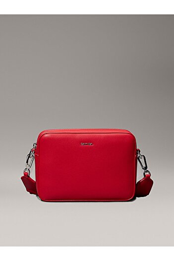Calvin Klein Women's Ck Must Small Camera Bag - Red
