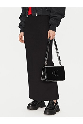 Calvin Klein NŐI VÁLTÓTÁSKA K60K613053-BEH