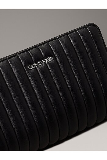 Calvin Klein MINI LINE QUILT MEDIUM BIFOLD Cüzdan
