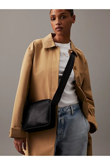 Calvin Klein Women's Shoulder Bag K60K611468-Beh
