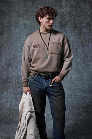 ablukaonline Men's Crew Neck Pocket Detailed Sweatshirt Brown