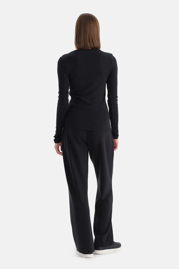 Dagi Half Buttoned Cashmere Modal Long Sleeve T-Shirt