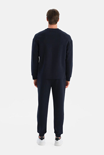 Dagi Long Sleeve Sweatshirt with Ribbed Detail