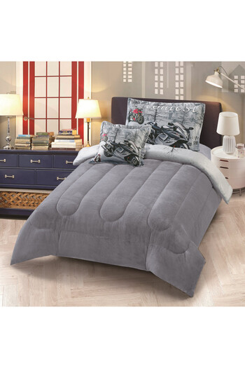 HOURS Horse Winter Children's Fur Bedspread with Velvet on Both Sides, Suitable for a Bed Size 120 x 200 cm, Consisting of 4 Pieces