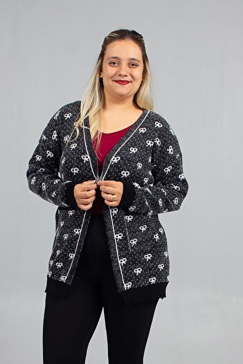 Truva XXL Black Bearded Knitwear Cardigan Elevate Your Style with Elegance!