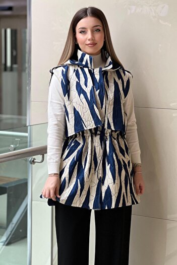 Ghisa Hooded Zebra Pattern Vest