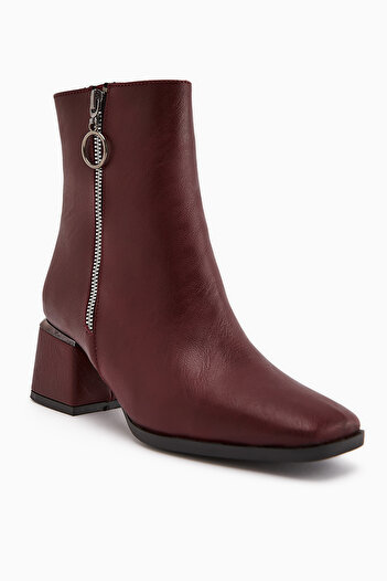Limoya Deyana Burgundy Boots with Zipper Accessories