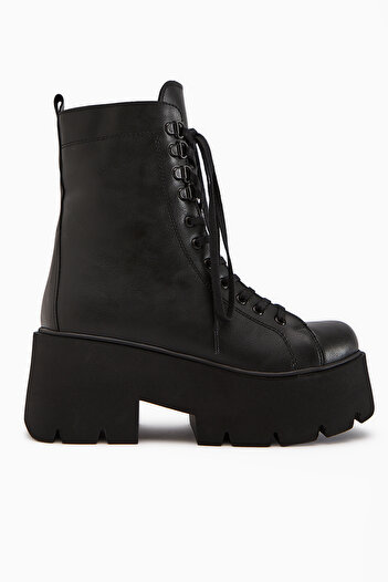 Limoya Brit Black Platform Heeled Women's Boots