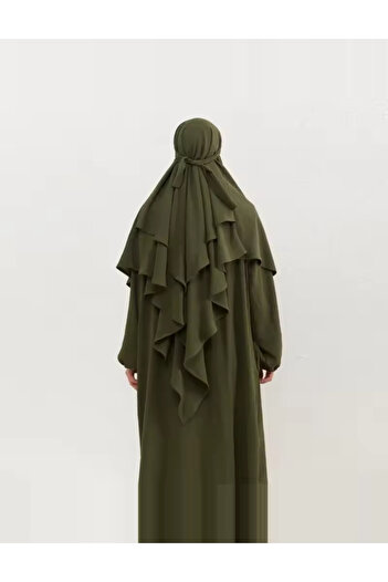 Sheya Set Rochie si Hijab Sheya, kaki