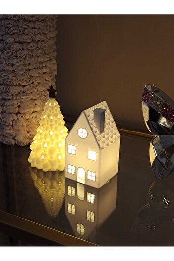 smilechild Christmas Ornament Led Candle House and Pine Tree Set Decoration 9-10 cm 2 Led Candles Included