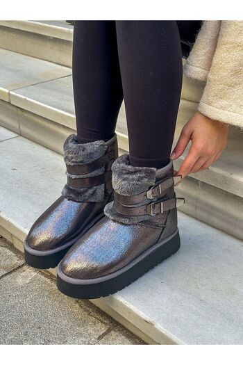 KAFKASLAR AYAKKABI Modern Children's and Women's Short Boots with Silver Detailing, Feather Inside, and Cold Protection