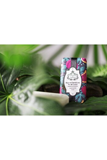 LONGLIFE Fig & Blackcurrant Soap – Essências de Portugal, 150g, Handmade