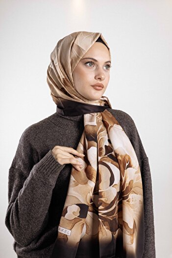 Akel Alfa Silk Women's Shawl - Silky Shine, Easy to Shape, Stylish Complement to Your Outfit