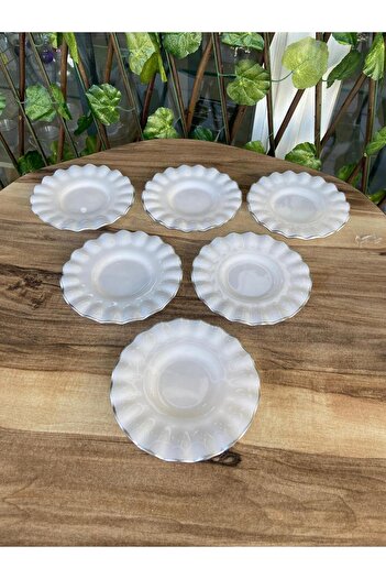 GÜRCÜGLASS Isabella 6-Piece Silver Tea Plate Set.