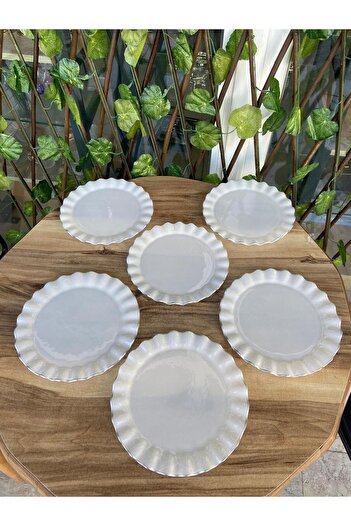 GÜRCÜGLASS Isabella Silver Dessert Plate.