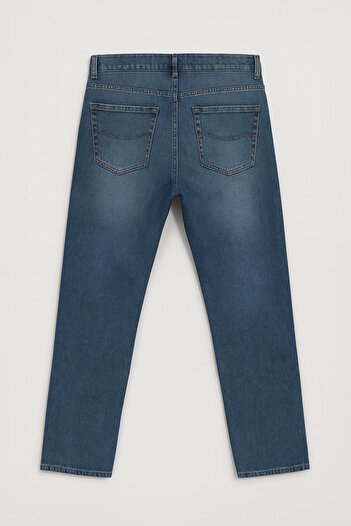 Bluewhite Men's Straight Fit Blue Jeans
