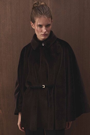 Hooopstore Suede Belt Detailed Cape Brown Coat