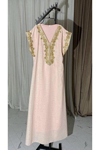 Onila Ayouch dress