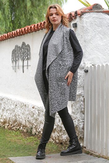 Chiccy Italian Grey Shawl Collar Sleeveless Pocketed Casual Boucle Woven Vest 90 65