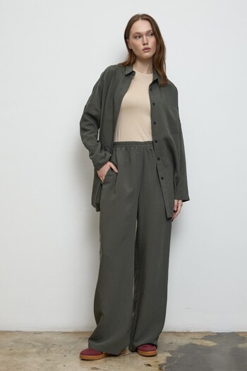 QANU Striped Modal Suit Green