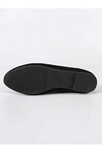 Sneak-a-Peek By Styli Plain Almond Toe Penny Loafers