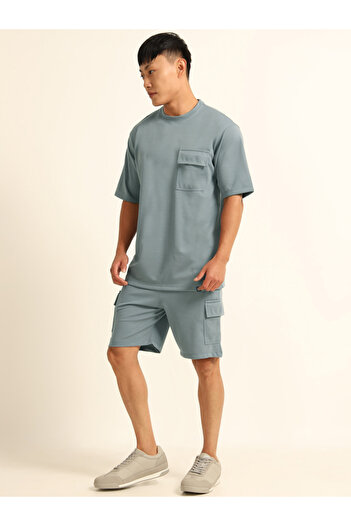 Bushirt By Styli Men Drop-Shoulder Oversized T-Shirt and Shorts Set