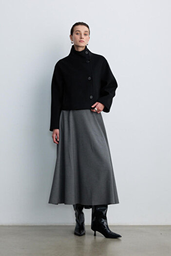 BE BLUE Black Stand-Up Collar Short Coat