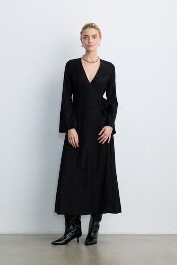 BE BLUE BLACK CROWACE DRESS