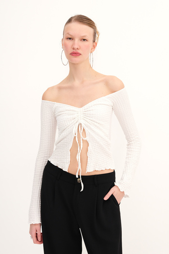 Addax Textured Blouse with Gathered Front B12140