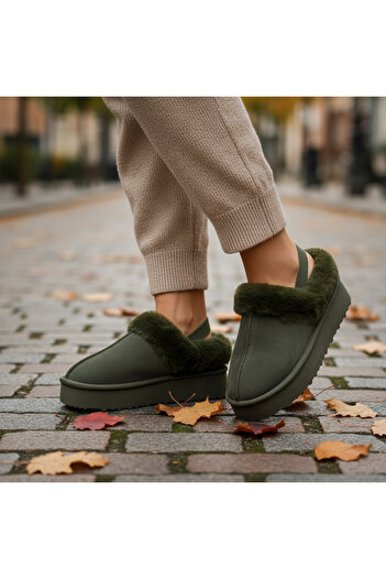 Lush Fashion Women's Fur-lined Suede Loafers Code: AEF3507 (W1)