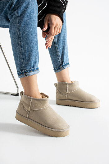 SHOW LİFE New Season Women's Casual Boots Shoes Super Mini Very Comfortable Thick Sole Sheepskin Suede